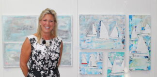 Anja Schrieber stellt bei der AOK in Düsseldorf aus. Fotorechte: Schrieber