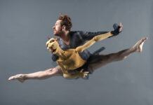 Ein Tanzbild der Duda Paiva Company. Foto: Sander Heezen