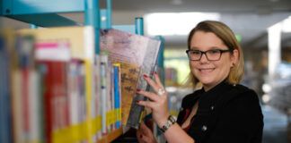 Sabrina Schönfelder vom Team des Medienzentrums. Foto: Stadt Ratingen