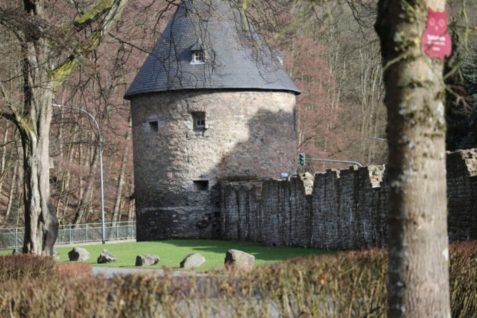 Das Schloss Hardenberg steht in Neviges. Foto: Volkmann