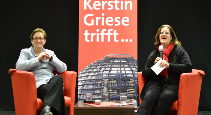 Bundesministerin Klara Geywitz und Bundestagsabgeordnete Kerstin Griese im "BiLo" in Velbert. Foto: Büro Griese