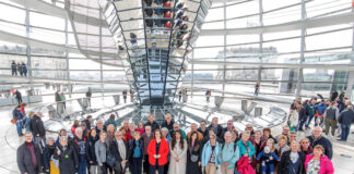 Die Engagierten aus Ratingen und Niederberg bei ihrem Berlin-Besuch. Foto: Bundespresseamt