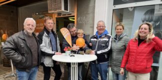 Mitglieder der Union am Stand in der City. Foto: CDU Wülfrath