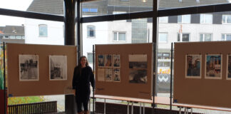 Nach ihrer ersten Ausstellung im Rahmen der „Kulturpause“ in der Stadthalle Erkrath werden die Fotomontagen von Daniela Günzel ab 06.06.2023 in der Bücherei Hochdahl gezeigt. Foto: Daniela Günzel