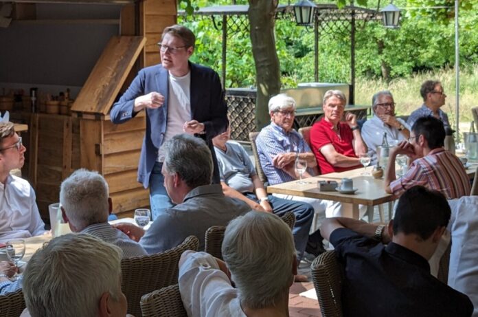 Die FDP im Kreis Mettmann bereitet die Europawahl vor: Moritz Körner wurde als Europakandidat aufgestellt. Foto: FDP Die FDP im Kreis Mettmann bereitet die Europawahl vor: Moritz Körner wurde als Europakandidat aufgestellt. Foto: FDP