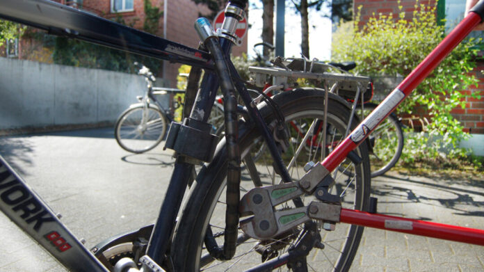 Die Polizei warnt vor Fahrraddieben - und bietet wieder eine Codier-Aktion an. Foto: Polizei