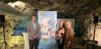 Sie stellten das Programm vor: Kreisdirektor und Kulturdezernent Philipp Gilbert, Veronika Weber und Theresa Naomi Hund. Foto: Kreis ME