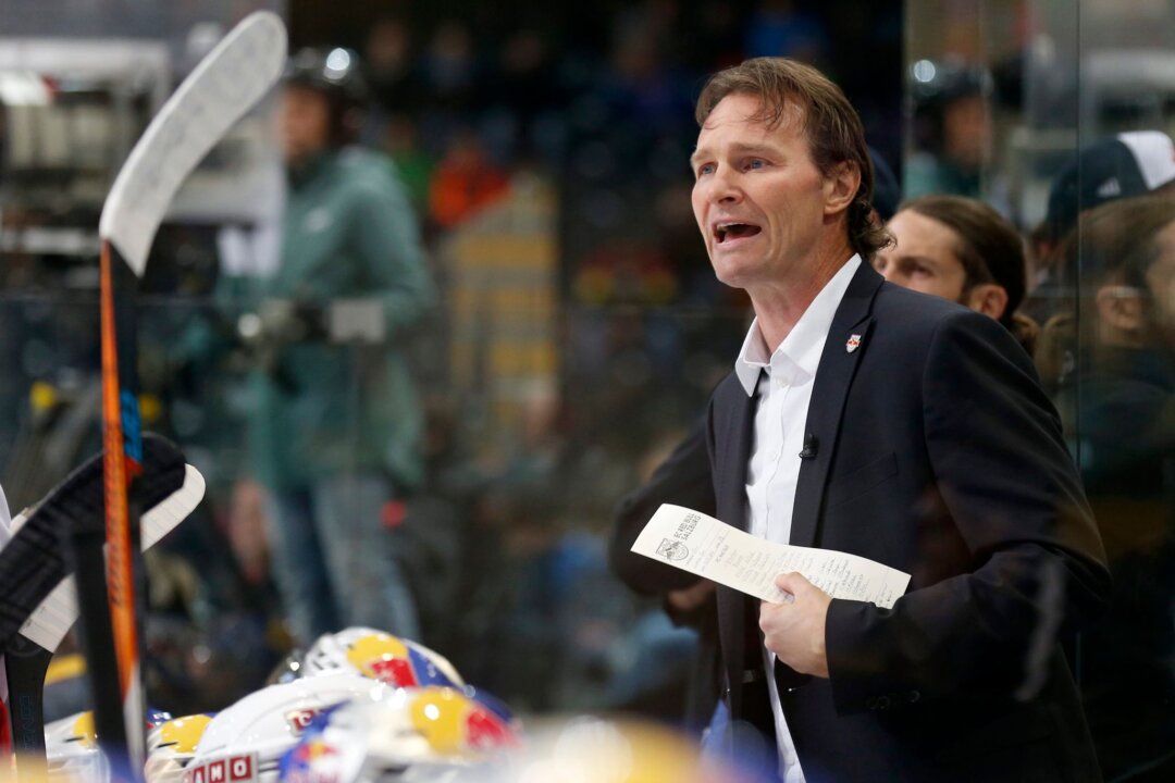 Iserlohn Roosters Trainer Greg Poss.
