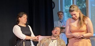 An zwei Tagen führt das Ensemble das Stück "Der eingebildete Kranke" auf. Foto: privat