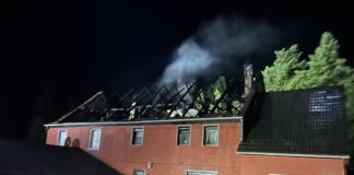 Der Dachstuhl brannte vollständig aus. Foto: Feuerwehr Velbert