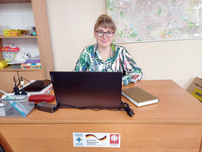 Mila Frantsen ist Psychologin und Traumatherapeutin - und in der Ukraine für die Caritas aktiv. Foto: Caritas