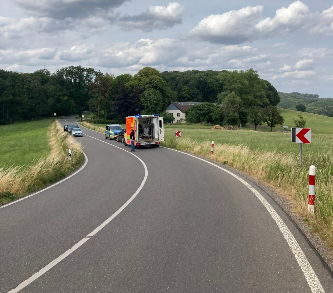 Die Unfallstelle an der Nordrather Straße in Velbert. Foto: Polizei