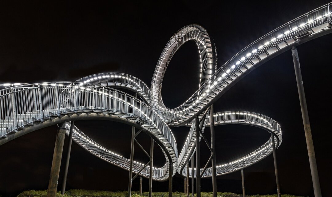 Die Landmarke "Tiger and Turtle" in Duisburg ist das Ziel der Tour. Foto: pixabay