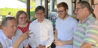 Wülfraths Bürgermeister Rainer Ritsche (l.) war zu Gast bei der SPD Wülfrath. Foto: SPD