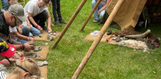 Am Museum gab es einiges zu erleben. Foto: Neanderthal-Museum