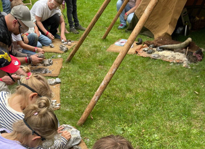 Am Museum gab es einiges zu erleben. Foto: Neanderthal-Museum