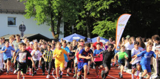 Start des Sponsorenlaufs der Gesamtschule Heiligenhaus - gerannt wurde für den guten Zweck. Foto: privat