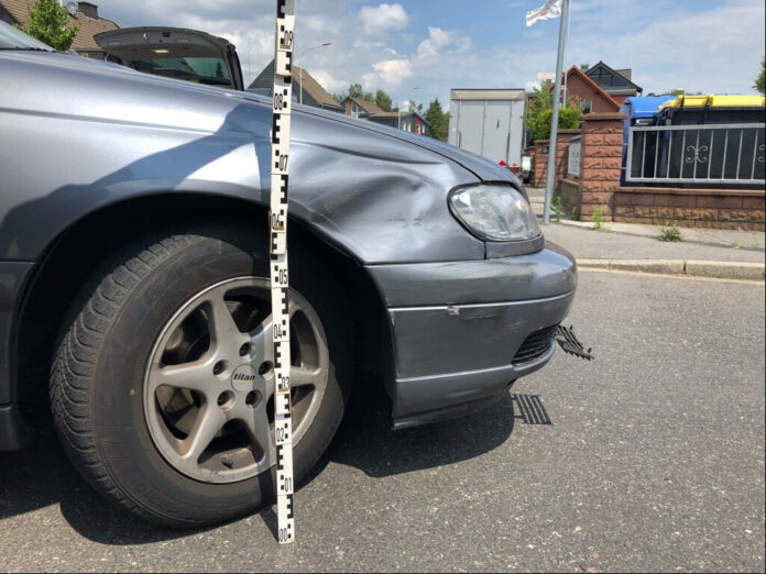 In der Stadt ist es zu einem Unfall gekommen. Foto: Polizei/Symbolbild