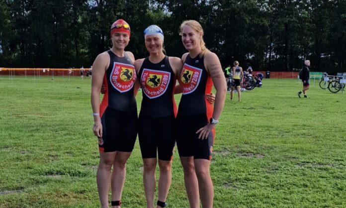 Cathrin Mundt, Christine Verjans und Chantal Gobrecht waren sportlich erfolgreich. Foto: TuS 08 Ratingen