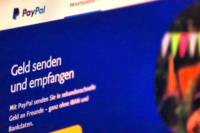 Paypal-Kunden finden regemäßig Fake-Mails in ihrem Postfach. Überprüfen sollte man seinen Kontostatus stets eigenhändig über die Webseite oder per App. Foto: Volkmann