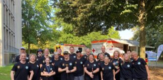 Das Drachenboot-Team des TuS 08 Lintorf. Foto: Verein