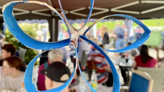 Mit einem bunten Sommerfest feierte die Lebenshilfe Kreisvereinigung Mettmann am Wohnhaus "Alte Ziegelei" das 25-jährige Bestehen des "Ambulant Betreuten Wohnens". Foto: Lebenshilfe Kreisvereinigung Mettmann