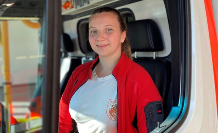 Die neue Notfallsanitäterin Julia Schüring. Foto: FW Ratingen