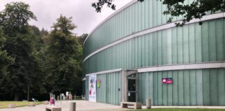 Die Fassade des Museums im Neandertal wird für einen Millionenbetrag saniert. Foto: Kreis ME