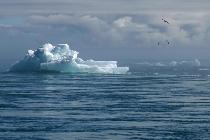 Ein Eisberg schmilzt. Foto: pixabay
