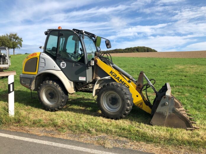 In der vergangenen Woche wurde ein Radlader in gleich zwei Nächten von einer Baustelle an der Donnenberger Straße in Velbert entwendet. Foto: POlizei