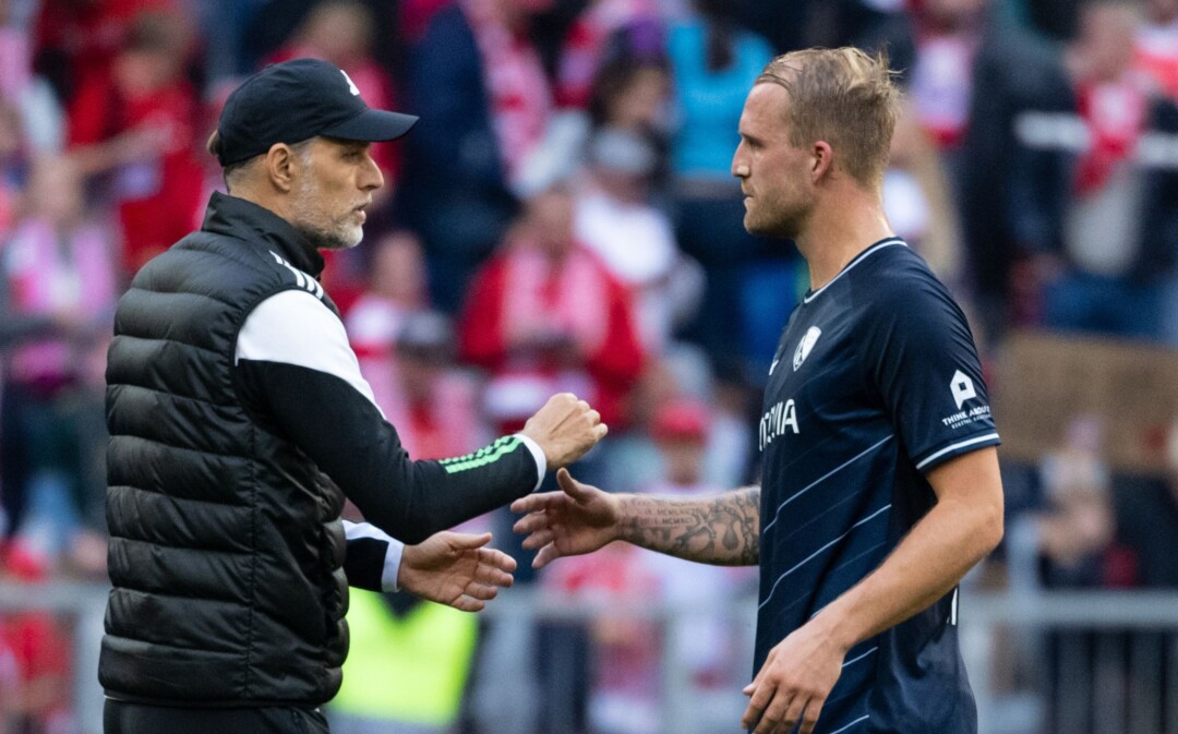 Philipp Hofmann (l) mit Trainer Thomas Tuchel von München nach einem Spiel in der Allianz Arena.