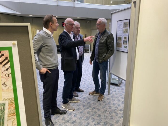 Miroslaw Lubos (KSK Düsseldorf), Hansjörg Clashausen, Ulrich Erbach und Eberhard Tiso. Foto: Sparkasse