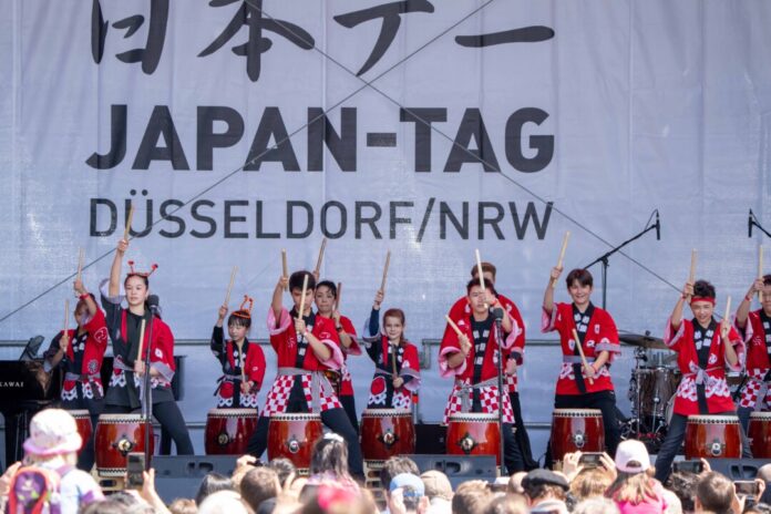 Der japanischen Kultur und deren Traditionen kann man in Düsseldorf einmal im Jahr ganz nah kommen. Foto: D-Live/Kai Kuczera