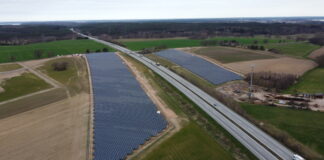 Der Solarpark Grüssow aus der Luft. Foto: TEE