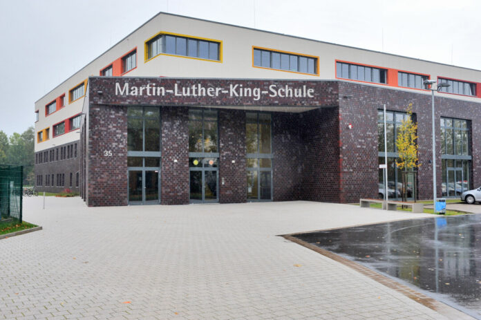 Die Martin-Luther-King-Schule veranstaltet einen Wintermarkt mit vielen Ideen für den Advent. Foto: Mathias Kehren