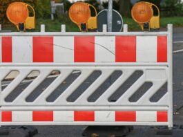 Bild einer Straßensperre. Foto: pixabay/Symbolbild