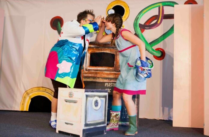 Kinder können sich auf täglich wechselnde Theaterstücke freuen. Foto: Veranstalter