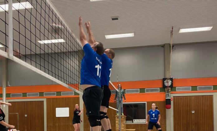 Die Lintorfer Volleyballer in Aktion. Foto: TuS 08 Lintorf