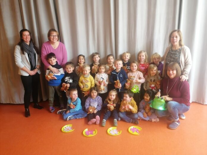 Die kreative Händchen wurden belohnt: Hier die jungen Sieger Wülfrath. Foto: Sparkasse
