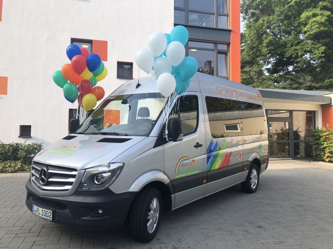 Die Polizei sucht diesen Transporter. Foto: Polizei