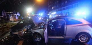 Zu dem Unfall kam es im Gegenverkehr auf der Talstraße. Foto: Polizei