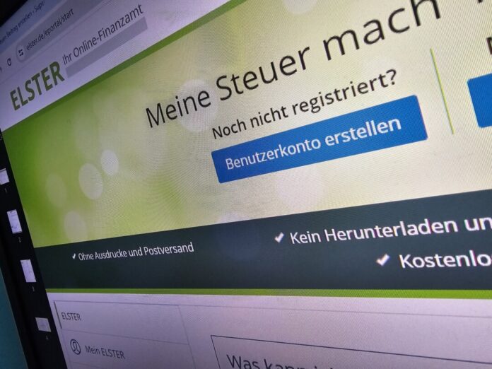 Das Onlineportal Elster sollte man eigenhändig ansurfen und nicht auf dubiose Links klicken. Foto: Volkmann