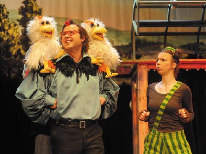 Am 16. Februar wird das Kindertheaterstück „Pettersson und Findus“ aufgeführt. Foto: Veranstalter