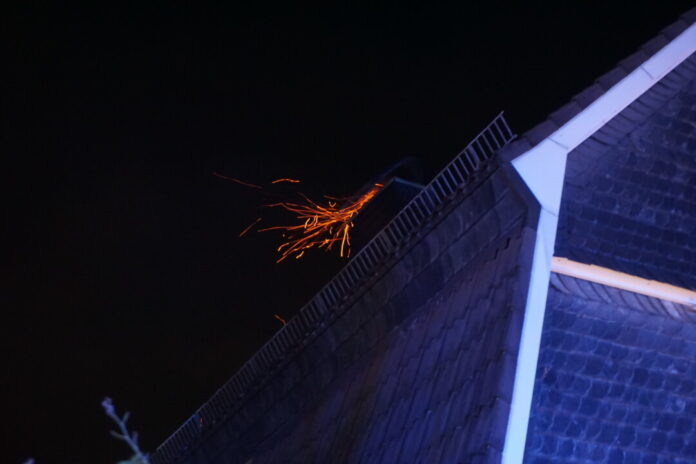 In Hösel kam es zu einem Einsatz für Ratingens Brandschützer. Foto: FW Ratingen