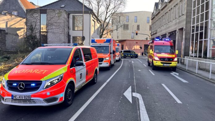 Einsatz für die Feuerwehr an der Grabenstraße. Foto: FW Ratingen