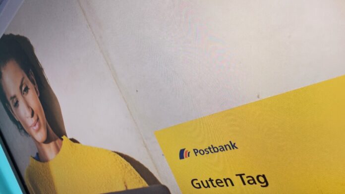 Wer als Postbank-Kunde seine Daten überprüfen möchte, sollte das ausschließlich über die offiziellen Kanäle der Bank tun. Foto: Volkmann