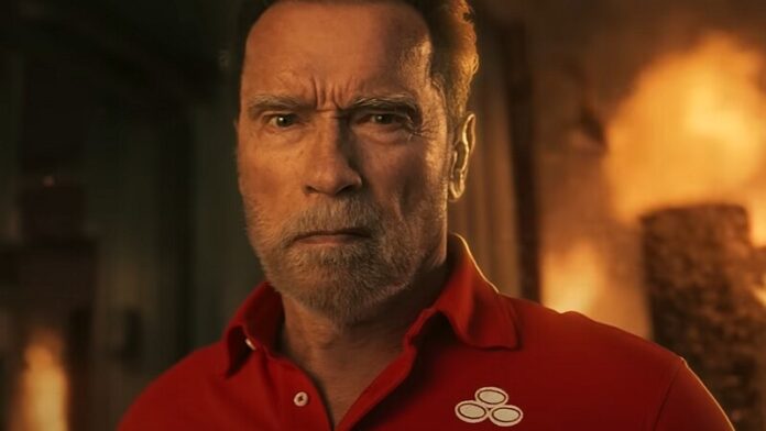 Arnold Schwarzenegger ist in einem der Super Bowl-Werbespots zu sehen. Bild: Agent State Farm/Youtube