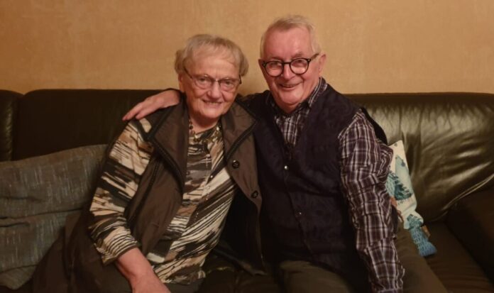Erika (84) und Klaus Kapusta (86) feierten ihre Diamantene Hochzeit. Foto: privat