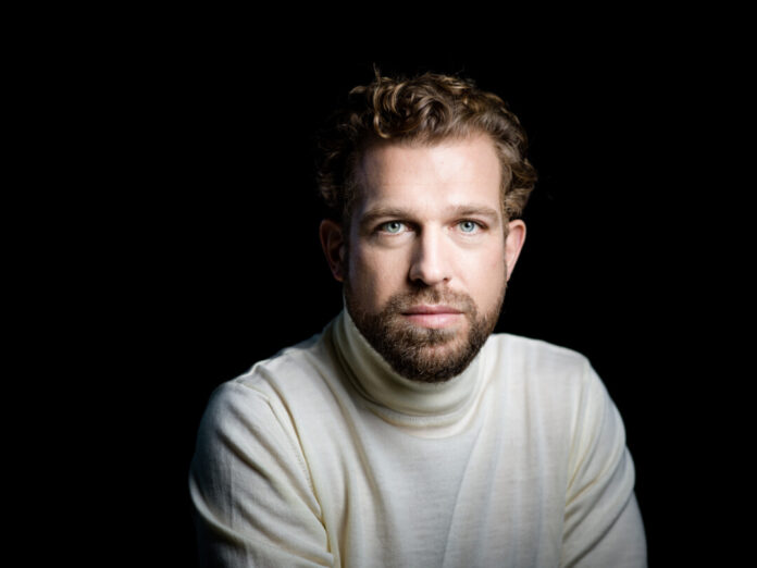 Julian Prégardien gastiert in der Philharmonie Essen. Foto: Peter Rigaud