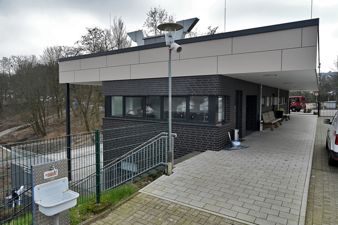 Moderne Architektur eines Bürogebäudes in Deutschland.